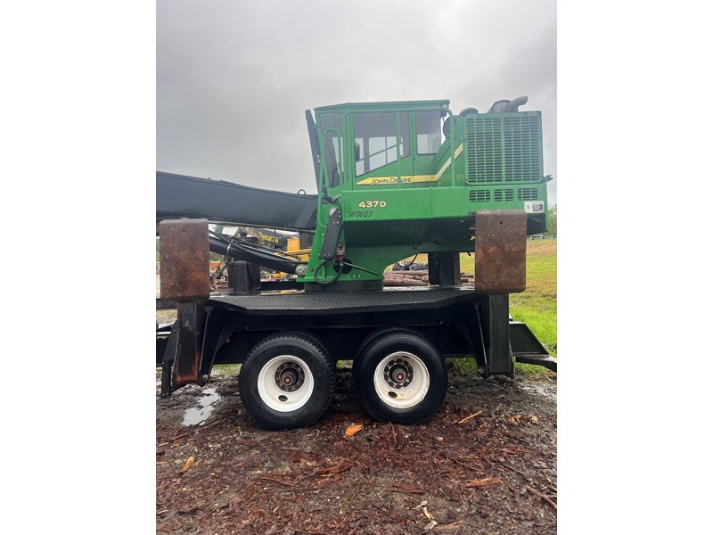 2015 John Deere 437D Log Loader